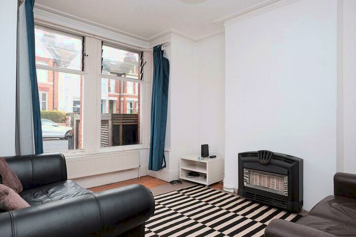 4 Bedroom Terraced House To Rent In Loder Road, Brighton, BN1