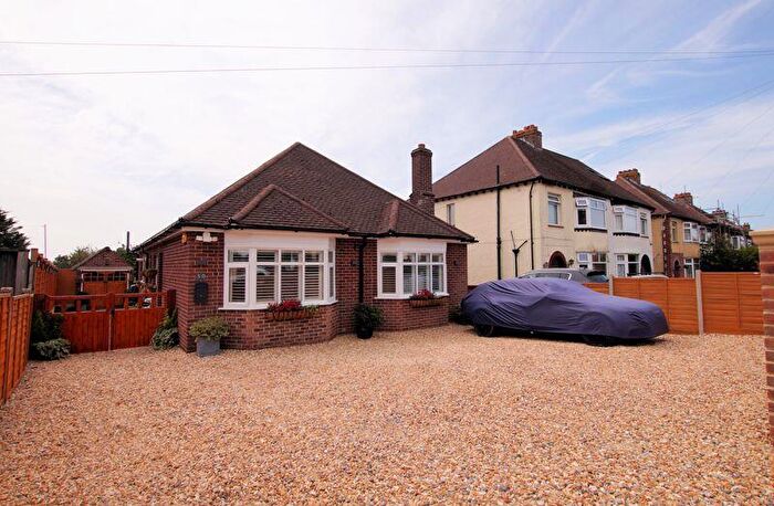 3 Bedroom Detached House For Sale In The Hillway, Portchester, PO16