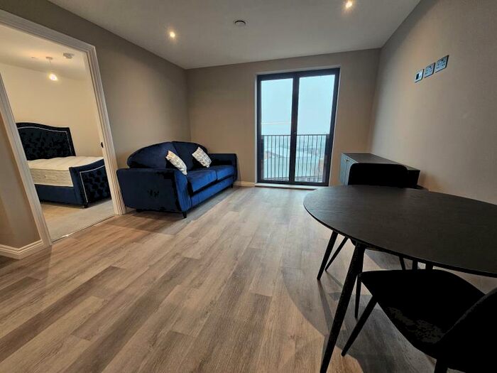 1 Bedroom Apartment To Rent In Springwell Gardens, City Centre, Leeds, LS12