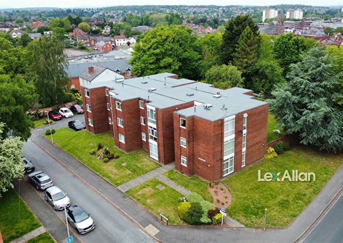 2 Bedroom Apartment For Sale In Red Hill, Stourbridge, DY8