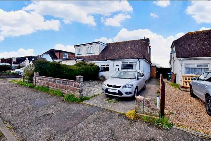 3 Bedroom Semi-Detached Bungalow To Rent In Lincoln Avenue, Bognor Regis, West Sussex, PO21