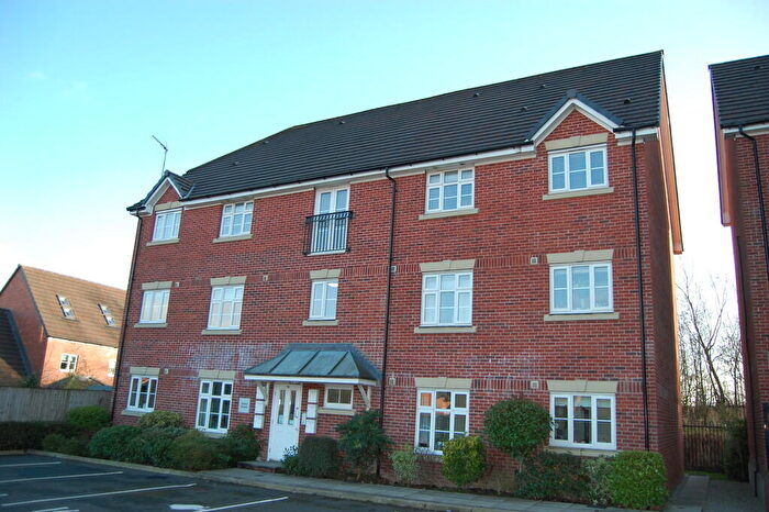 2 Bedroom Apartment To Rent In Shalefield Gardens Atherton Manchester Lancashire, M46