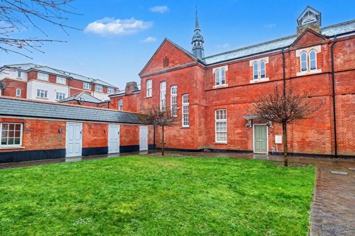 2 Bedroom Apartment For Sale In Mary Munnion Quarter, Chelmsford, CM2