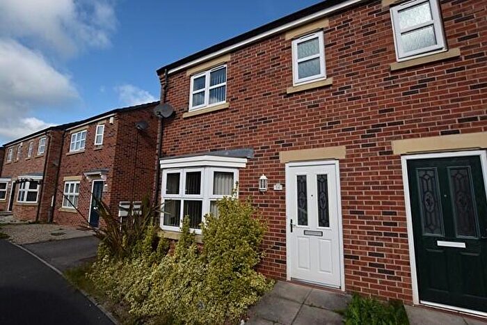 3 Bedroom Semi-Detached House To Rent In Sidings Place, Fencehouses, Durham, DH4