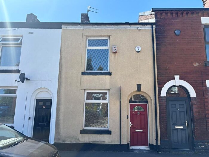 2 Bedroom Terraced House To Rent In Old Road, Hyde, SK14