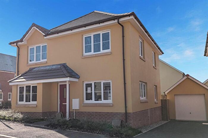 4 Bedroom Detached House For Sale In Okehampton, EX20