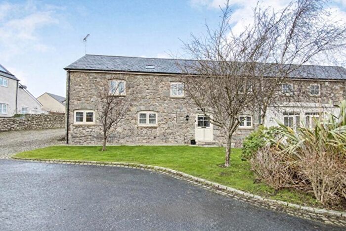 3 Bedroom Semi-Detached House For Sale In Morfa Cwybr, Rhyl, LL18