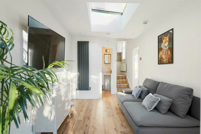 8 Bedroom House To Rent In Lodge Causeway, Bristol, BS16