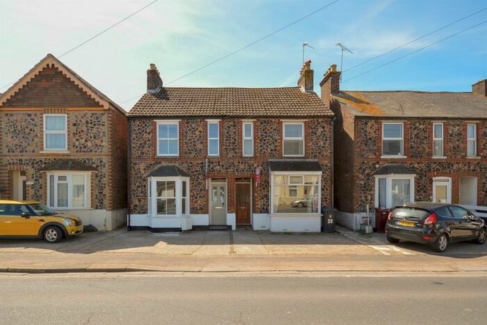 3 Bedroom Terraced House To Rent In Spitalfield Lane, Chichester, PO19