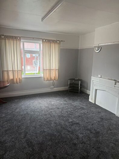 3 Bedroom Flat To Rent In Nodder Road, Sheffield, S13