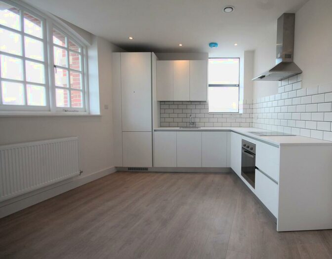 1 Bedroom Flat To Rent In Cambridge House, Mayes Road, Haringay, N22