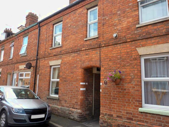 3 Bedroom Terraced House To Rent In Castle Street, Sleaford, NG34