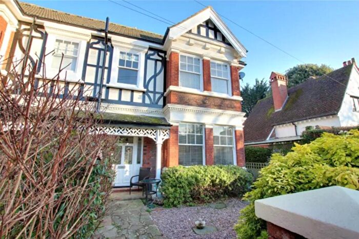 2 Bedroom Flat To Rent In Shakespeare Road, Worthing, BN11