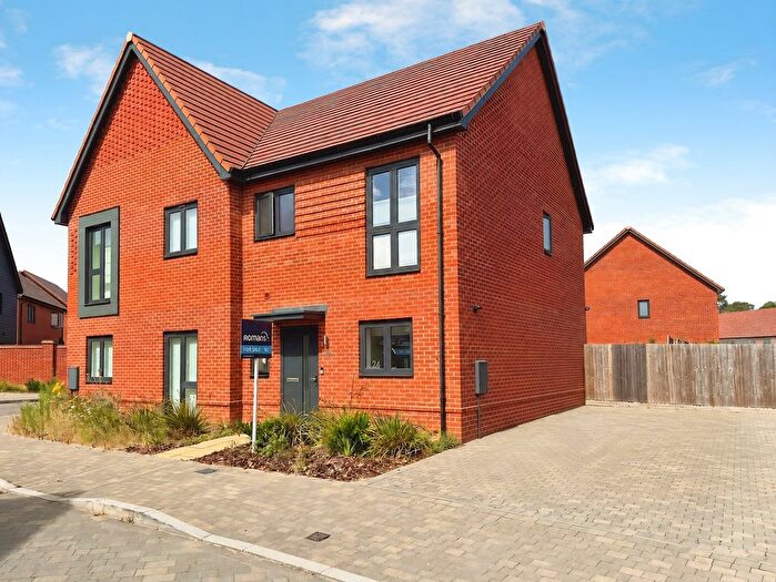 2 Bedroom Semi-Detached House For Sale In Paddock Way, Crowthorne, Berkshire, RG45