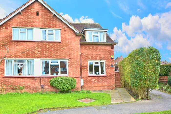 2 Bedroom Semi-Detached House To Rent In Little Hide, Guildford GU1