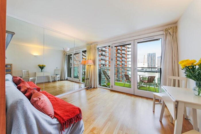 Apartment To Rent In New Providence Wharf, Fairmont Avenue, London, E14