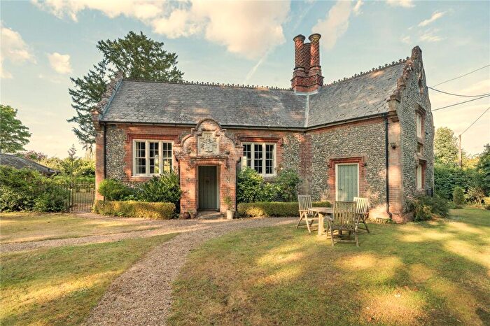 2 Bedroom Detached House For Sale In Church Road, Hawstead, Bury St Edmunds, Suffolk, IP29