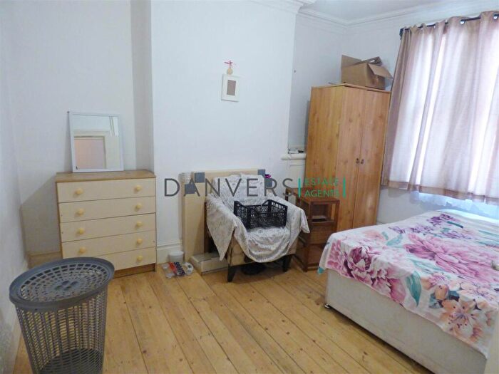 4 Bedroom Terraced House To Rent In Tudor Road, Leicester, LE3