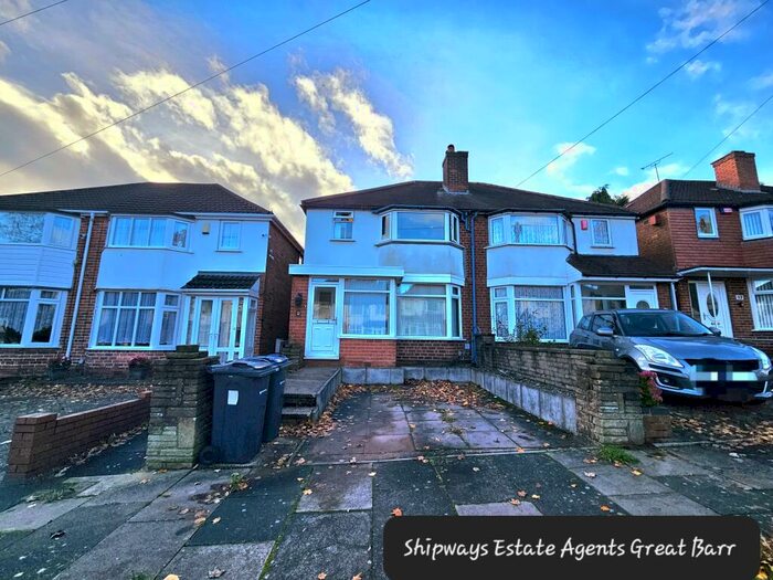3 Bedroom House To Rent In Foden Road, Birmingham, B42