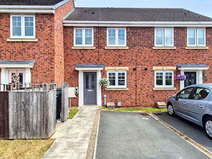 3 Bedroom Terraced House For Sale In Donside Close, Boldon Colliery, Tyne And Wear, NE35