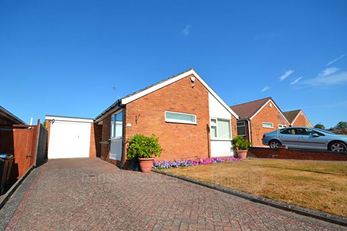 2 Bedroom Detached Bungalow For Sale In Lonscale Drive, Styvechale, CV3