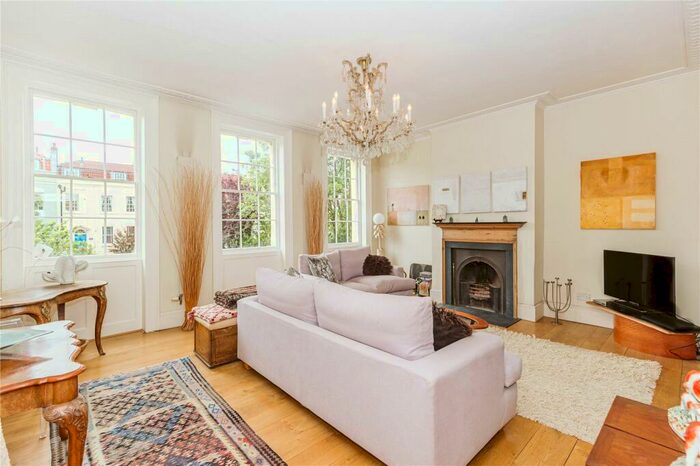 4 Bedroom Terraced House To Rent In Kingsdown Parade, Kingsdown, Bristol, BS6