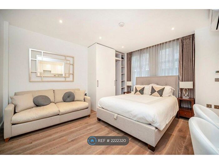 Studio To Rent In Witley Court, London, WC1N