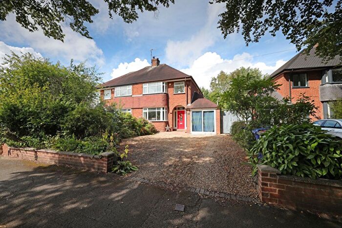 3 Bedroom Semi-Detached House For Sale In Dartmouth Avenue, Westlands, ST5