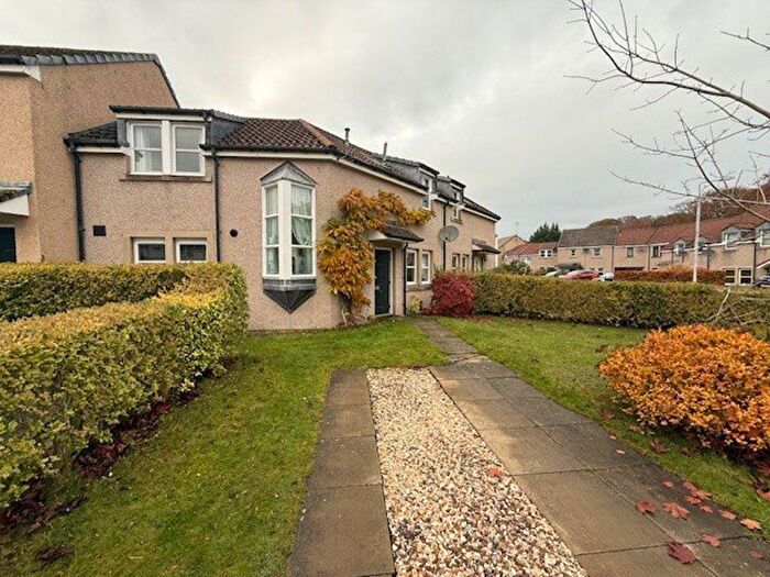 2 Bedroom Detached House To Rent In Younger Gardens, Fife, KY16