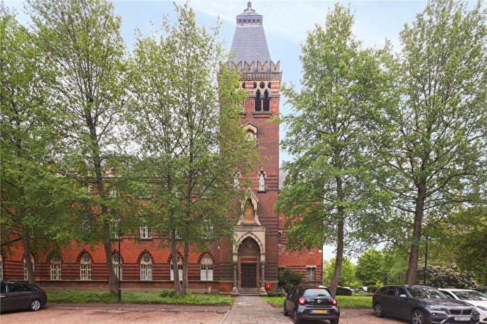 1 Bedroom Flat To Rent In Clock Court, Victory Road, London, E11
