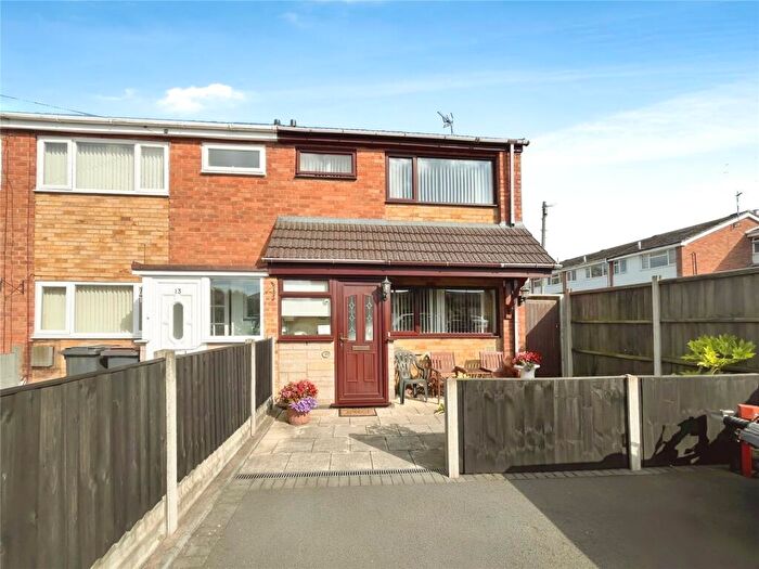 3 Bedroom Semi-Detached House For Sale In John Knight Road, Bedworth, Warwickshire, CV12