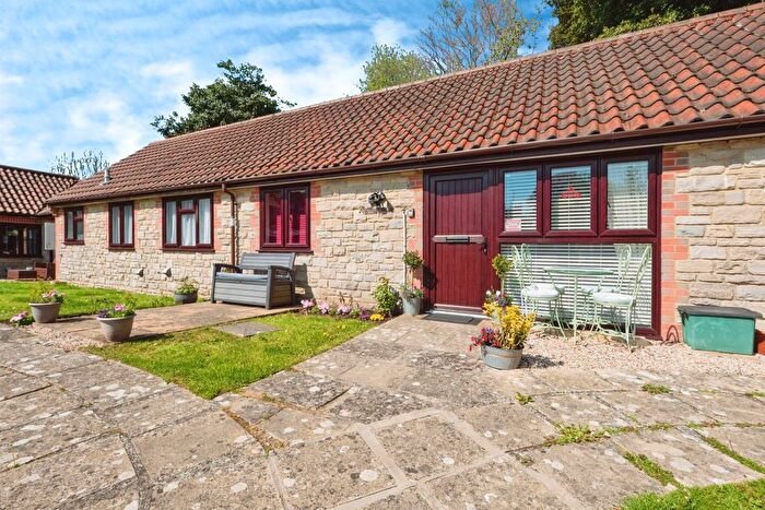 1 Bedroom Property For Sale In Dorchester Road, Frampton, Dorchester, DT2