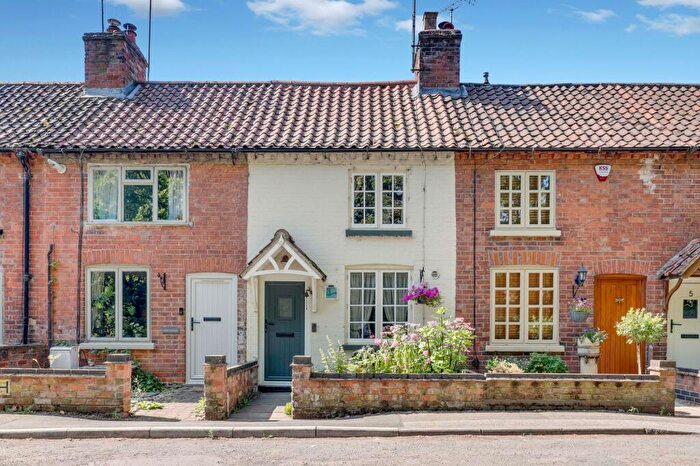 1 Bedroom Terraced House For Sale In New Road, Oxton, NG25