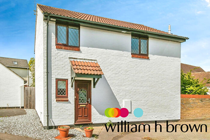 3 Bedroom Detached House To Rent In The Brambles, Colchester, CO3