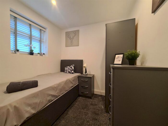 1 Bedroom Property To Rent In Bearwood Road, Bearwood, Smethwick, B66