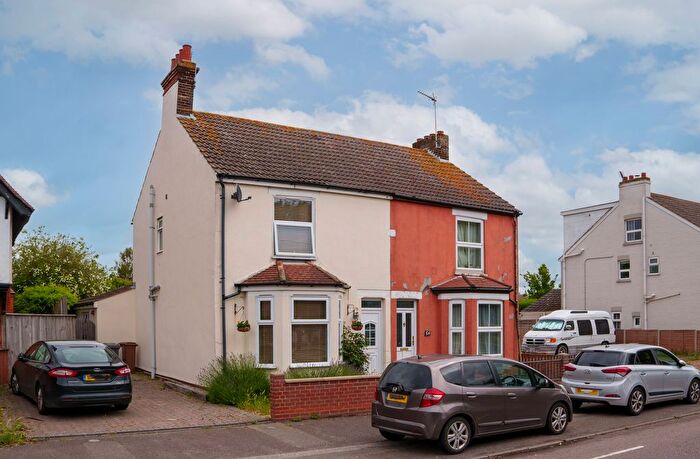 3 Bedroom Semi-Detached House For Sale In High Road, Trimley St. Mary, IP11
