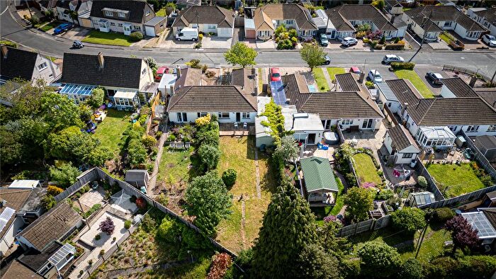 3 Bedroom Bungalow For Sale In Stringers Drive, Stroud, Gloucestershire, GL5
