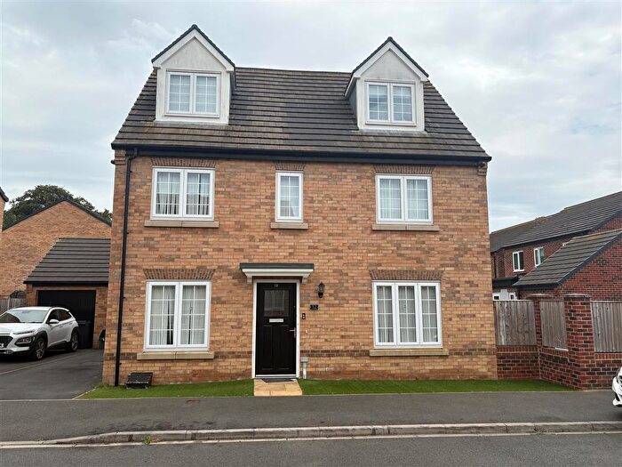 5 Bedroom House To Rent In Field View Drive, Auckley, Doncaster, DN9