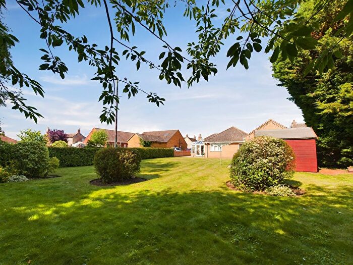 3 Bedroom Detached Bungalow For Sale In Langhorns Lane, Outwell, Wisbech, PE14