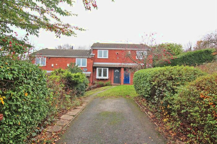 2 Bedroom Town House To Rent In Mickleborough Avenue, Nottingham NG3