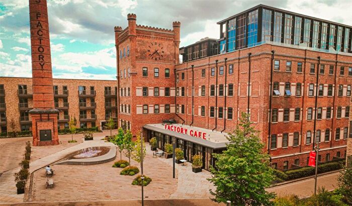 1 Bedroom Apartment For Sale In Engineering Mews, Clock Tower House, Heritage Walk, Slough, SL1