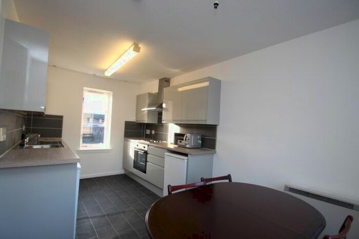 3 Bedroom Flat To Rent In Upper Craigs, Stirling, FK8