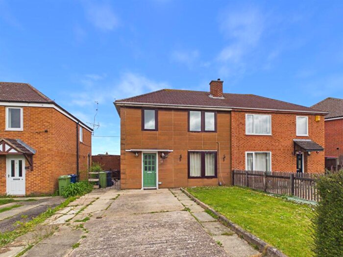 3 Bedroom Semi Detached House For Sale In Rookery Road, Innsworth, Gloucester, GL3