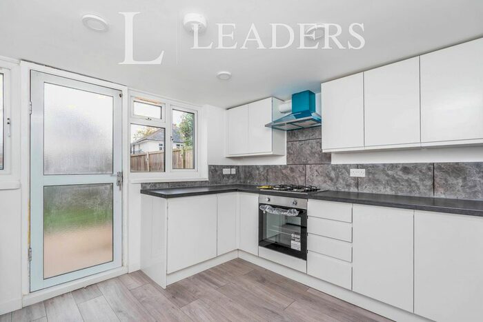 3 Bedroom Terraced House To Rent In Acacia Road, Southampton, SO19