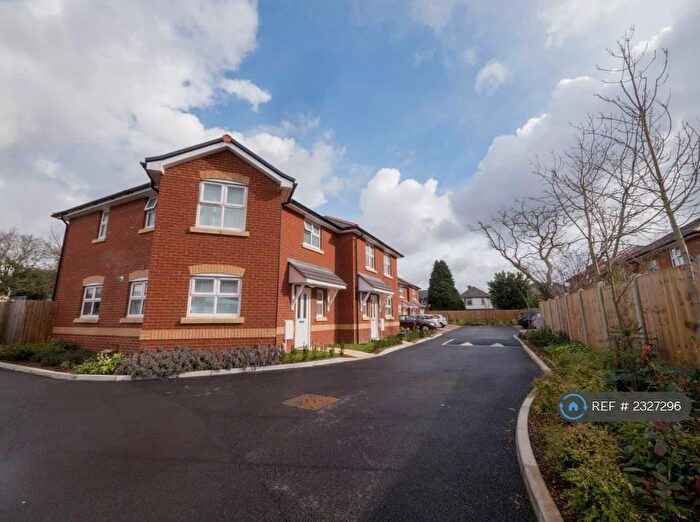 4 Bedroom Semi Detached House To Rent In George Close, Bournemouth, BH10