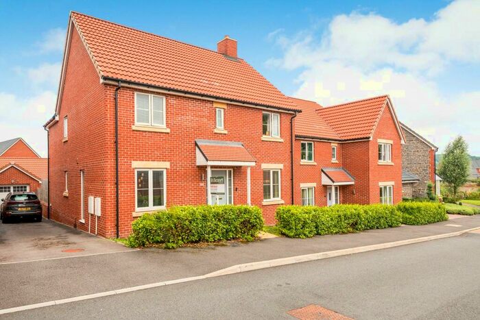 4 Bedroom Detached House For Sale In Falcon Road, Charfield, Wotton-under-Edge, Gloucestershire, GL12