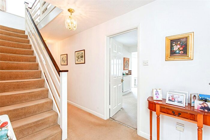 4 Bedroom Detached House For Sale In Aylesbeare, Shoeburyness, Southend-On-Sea, SS3