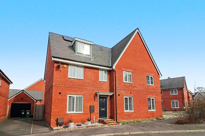 4 Bedroom Semi-Detached House For Sale In Le Marechal Avenue, Bursledon, SO31