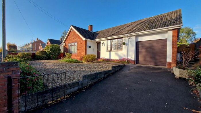 3 Bedroom Detached Bungalow To Rent In Pyrland Avenue, Taunton, Somerset, TA2