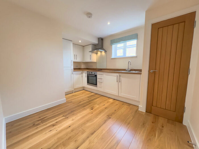 1 Bedroom Apartment To Rent In London Road, East Grinstead, RH19